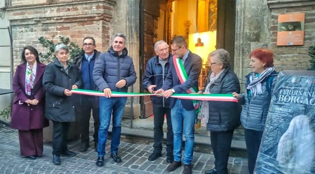 A Pergola la mostra dello scultore Ferdinando Borgacci