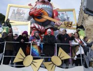 Carnevale di Fano 2025: oltre 10.000 per la prima sfilata
