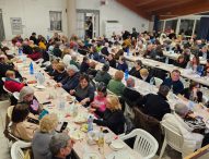 Fano, solidarietà e partecipazione: in 300 alla cena di beneficenza