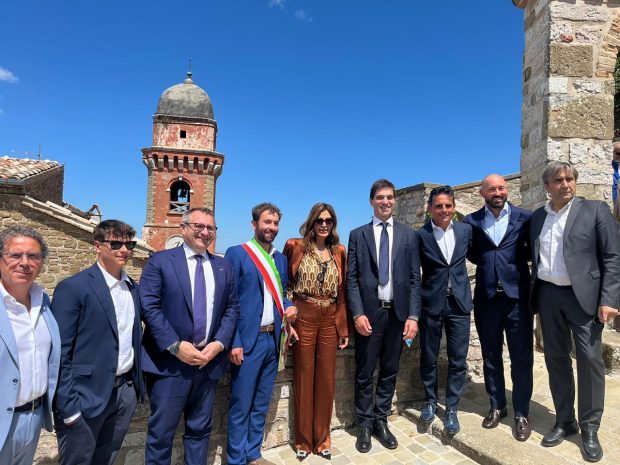 Inaugurato il Monte Catria Fun Village, un Parco unico in Europa. Il ministro Santanchè: “Lavoro di squadra”