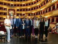 Romualdo Rondina, presidente uscente di BCC Fano, insignito della Croce al Merito
