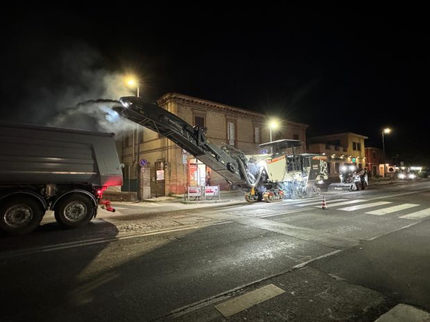 Fano, al via la riasfaltatura di via Roma