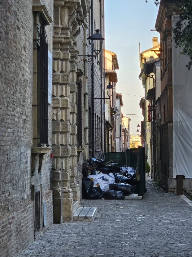 Pd Fano: “Forte preoccupazione per la situazione di Piazza Marcolini”