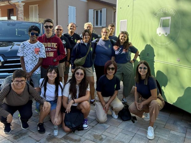 Da Fano al Paddock di Monza: il food truck sociale di Openhouse al Gran Premio d’Italia 2025