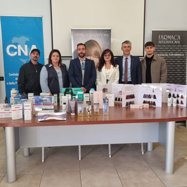 Salute di capelli e cute, a Marotta seminario di Cna per curare e prevenire la caduta