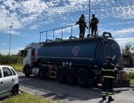 Fano, perdita di acido cloridrico da un mezzo pesante: area in sicurezza