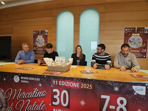 Nel borgo di Serrungarina torna il Mercatino di Natale