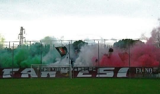 Alma Fano continua a vincere. Malore in curva per un tifoso granata