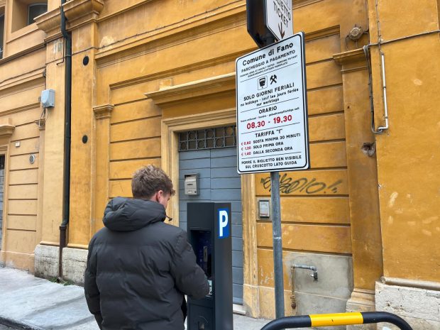 Aset Fano: dal 15 dicembre via agli abbonamenti per la sosta a pagamento