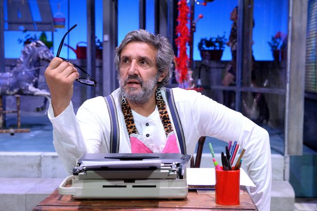 Dal 26 febbraio al Teatro della Fortuna arriva “Gente di facili costumi”con Flavio Insinna
