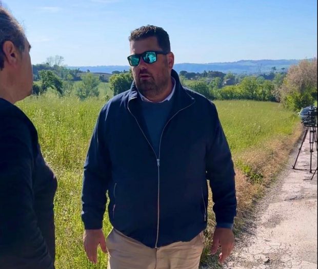 Fano, al via il piano asfaltature nelle strade periferiche: intervento sulla San Cesareo Sant’Elia