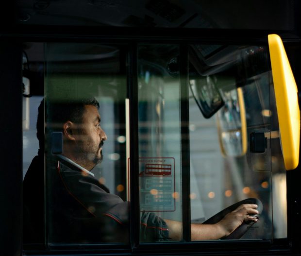 Carenza di autisti e conducenti. In arrivo sostegni economici per favorire l’esodo degli autotrasportatori