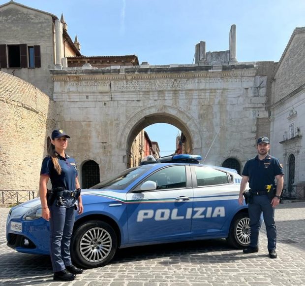 Fano, polizia sventa una truffa ai danni di un’anziana